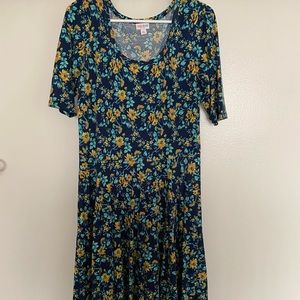 LuLaRoe Nicole XL EUC
